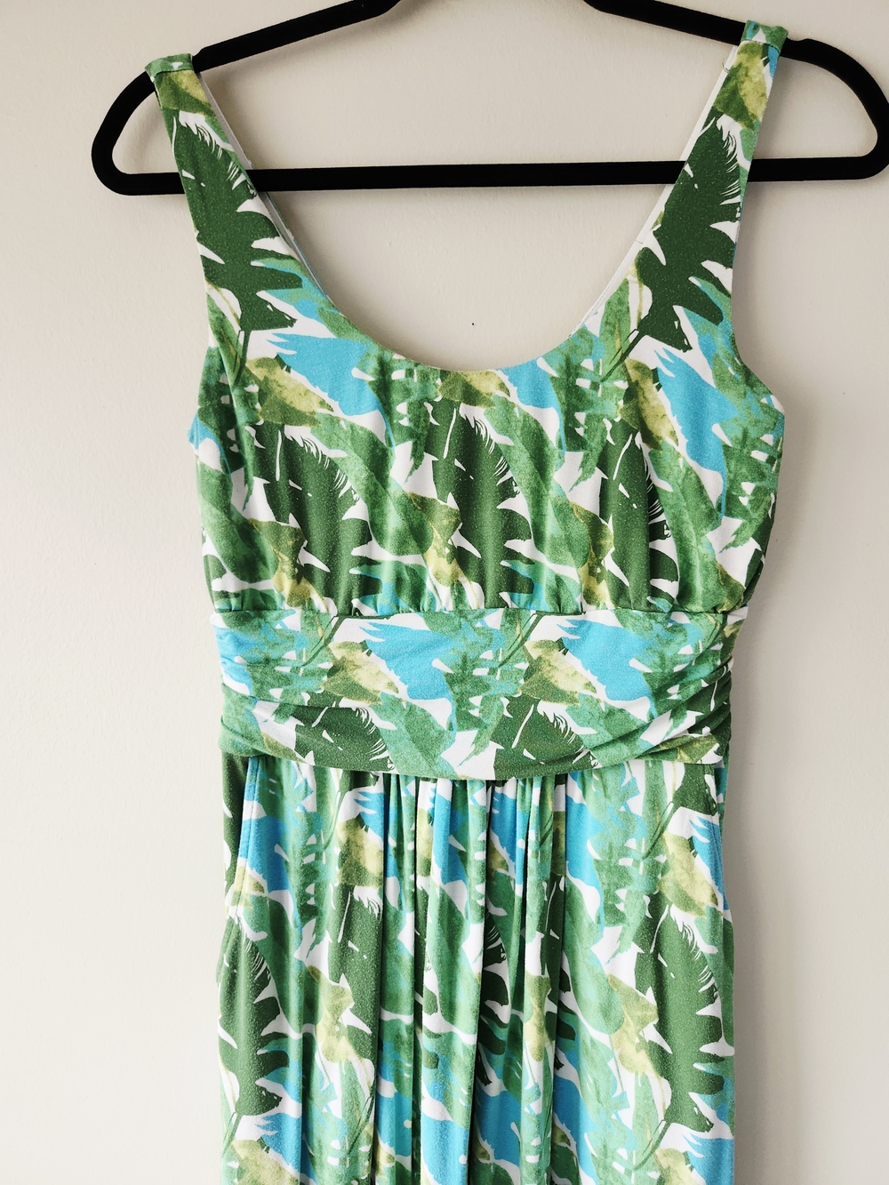 Tropical Palm Maxi Dress with Pockets - Picture 4 of 10